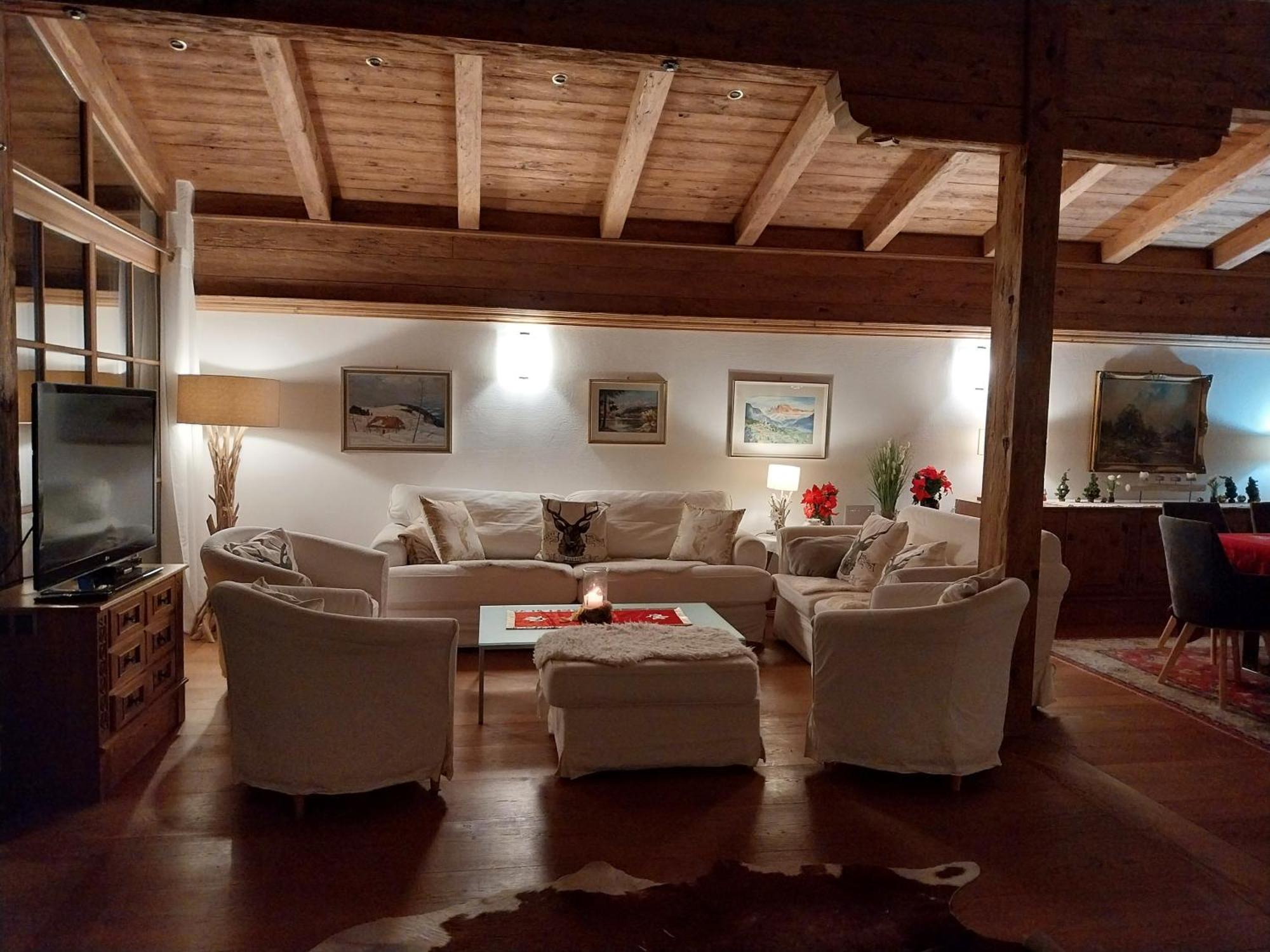 Luxuschalet Happy Home Tyrol เอลล์เมา ภายนอก รูปภาพ