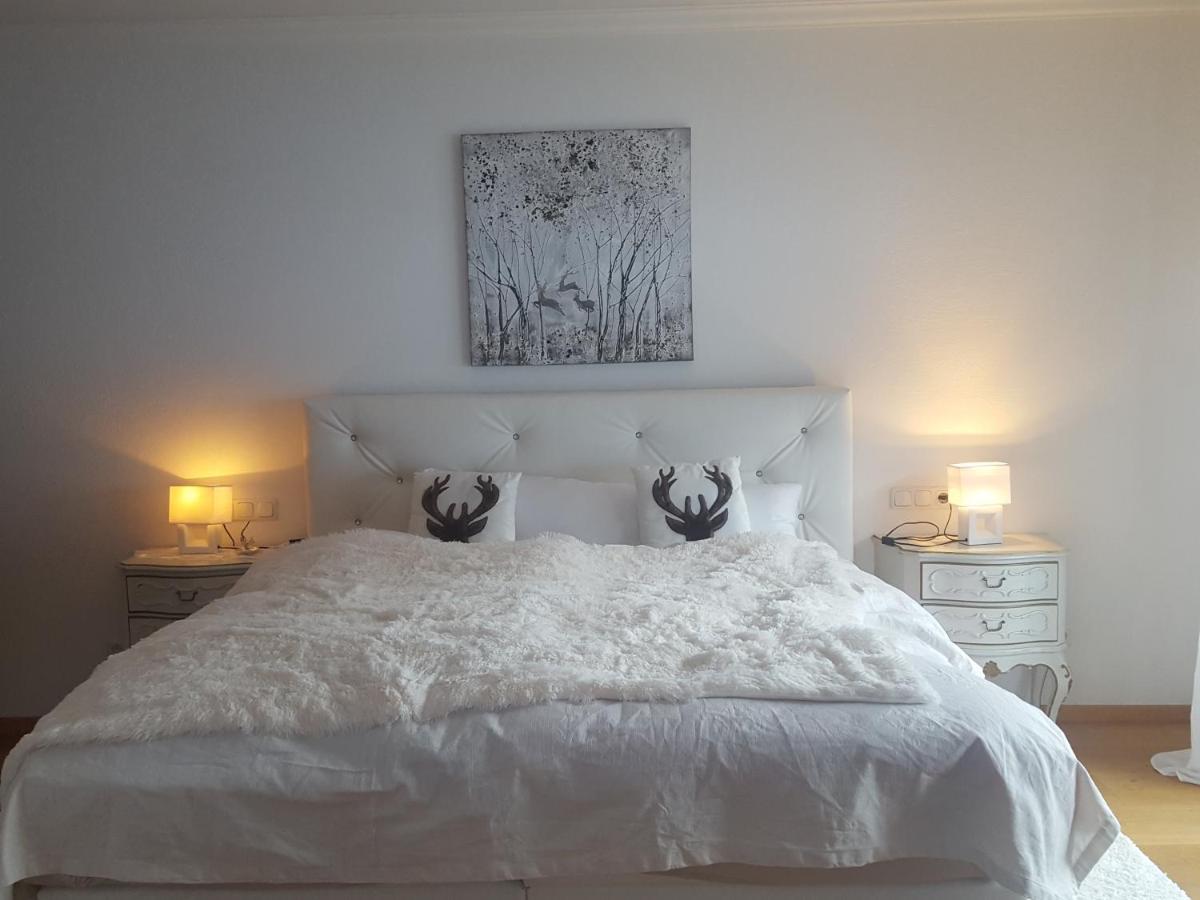 Luxuschalet Happy Home Tyrol เอลล์เมา ภายนอก รูปภาพ